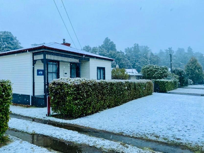 Moore St Cottage オハクネ エクステリア 写真